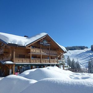 Hotel Restaurant 